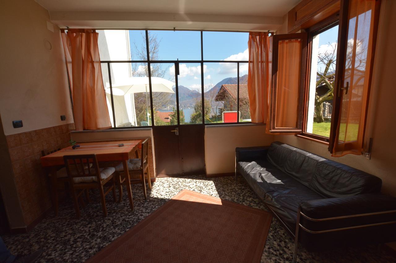 Apartmán Casa Trinita Ghiffa Exteriér fotografie